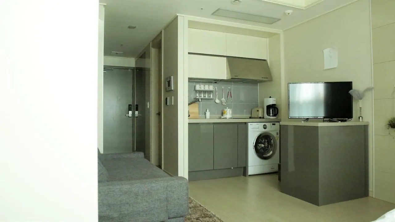 Location In Myeong Dong Pr Studio Apartment Seoul
